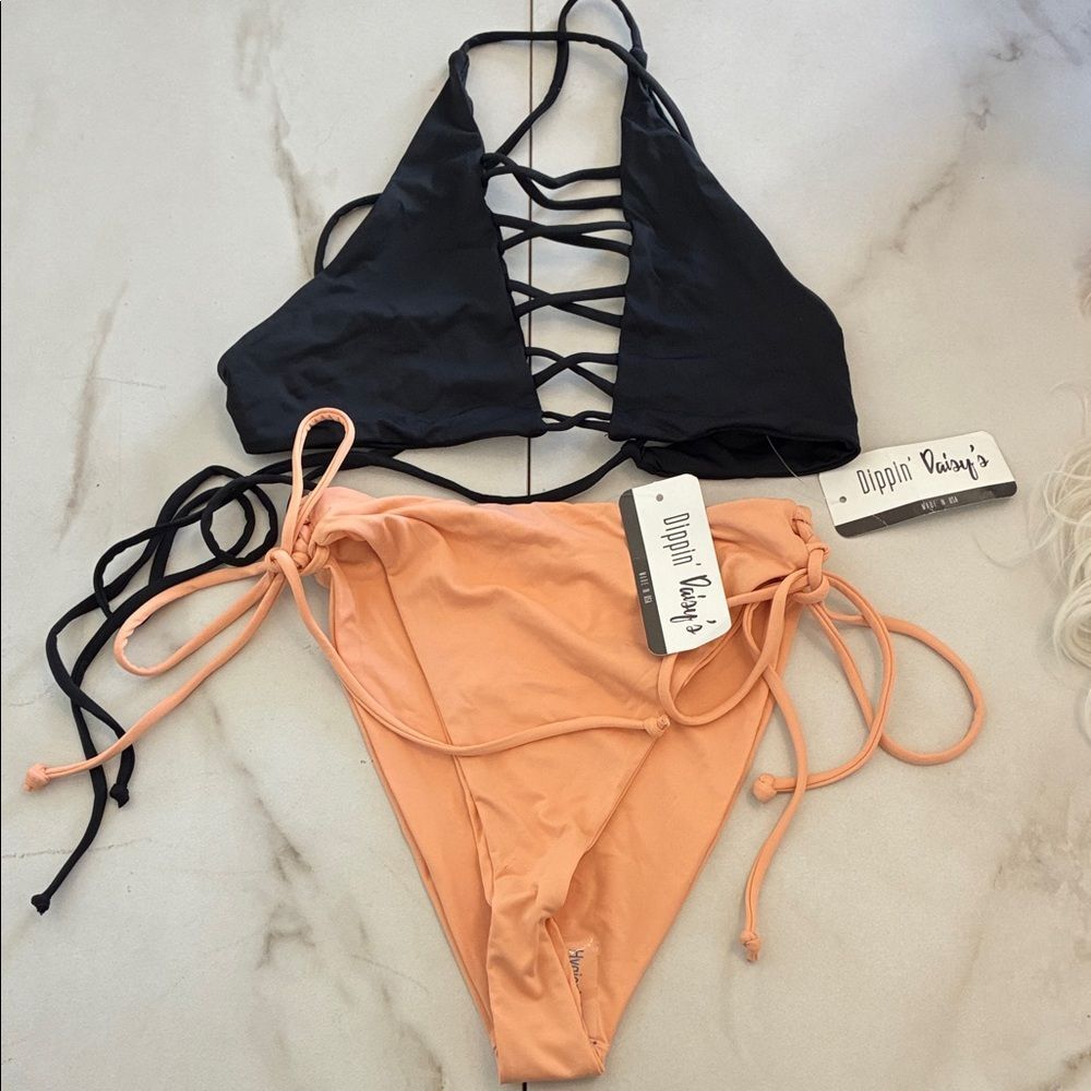 Nwt Dippin' Daisy's Black Lace Up and Ensenada Peach Bikini Set